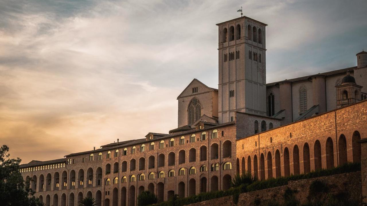 Ogni Finestra E Un Quadro - Appartamento Ad Assisi Exterior photo