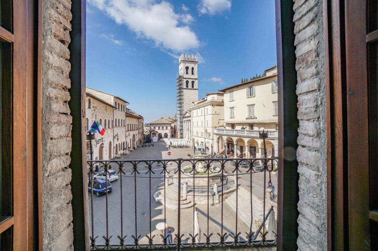 Ogni Finestra E Un Quadro - Appartamento Ad Assisi Exterior photo