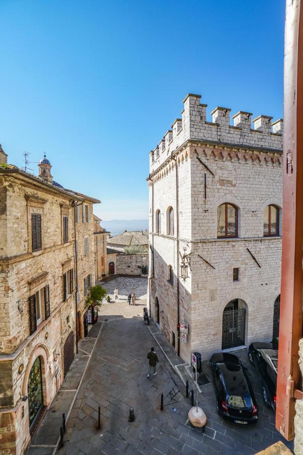 Ogni Finestra E Un Quadro - Appartamento Ad Assisi Exterior photo